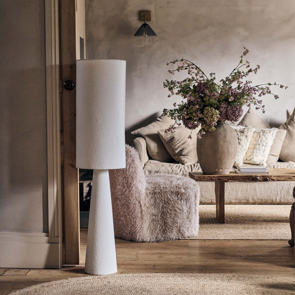 
Floor Lamp